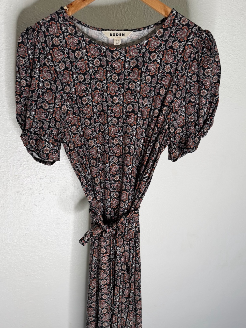 Boden Black Floral Paisley Tie-Waist Midi Dress, size 10.